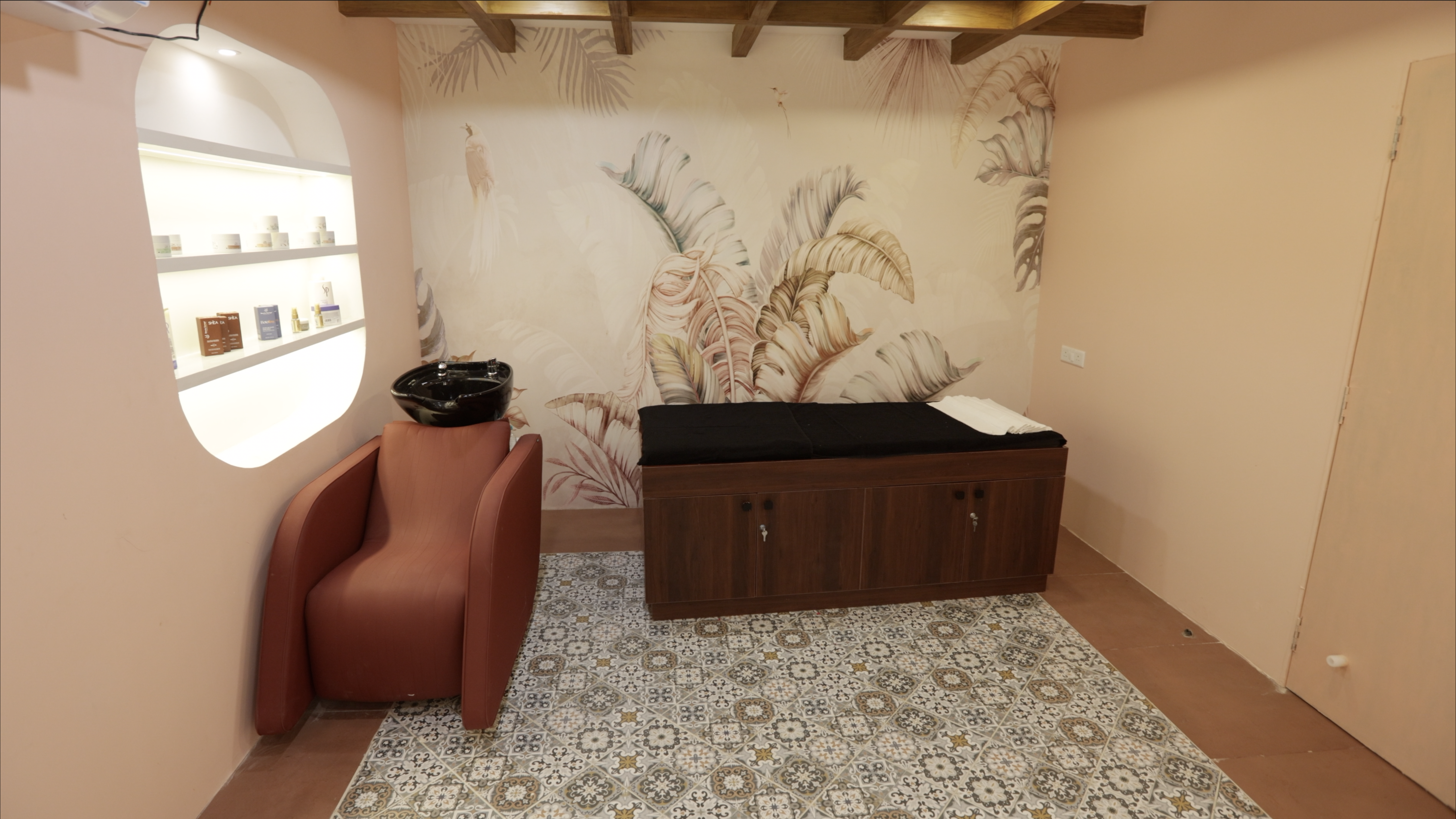 Best hair stylist in Karaikal