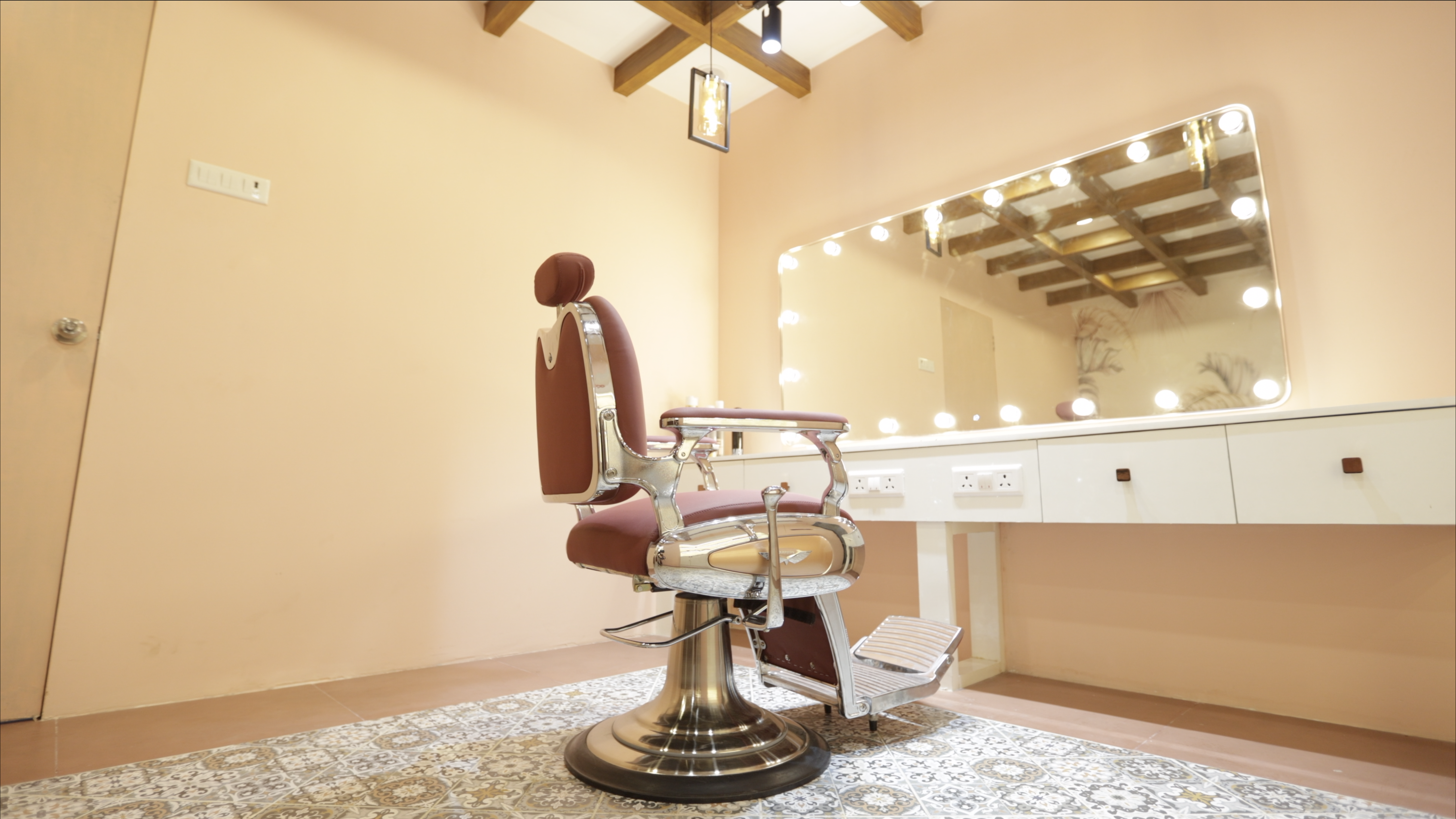 Party makeup Karaikal